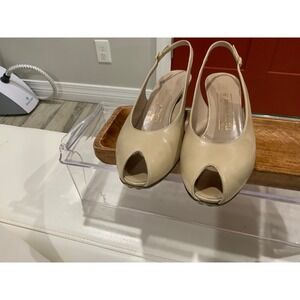 Bruno Magli Womens Beige Leather Slingback Heels Made in Italy Size 8.5AA